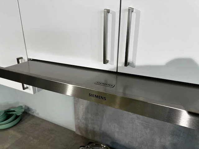 Häcker - showroomkeuken - afbeelding 16 van  17