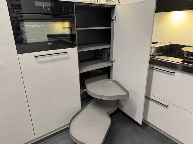 Häcker - showroomkeuken - afbeelding 11 van  43