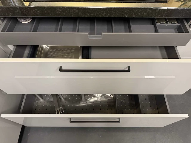 Häcker - showroomkeuken - afbeelding 17 van  43