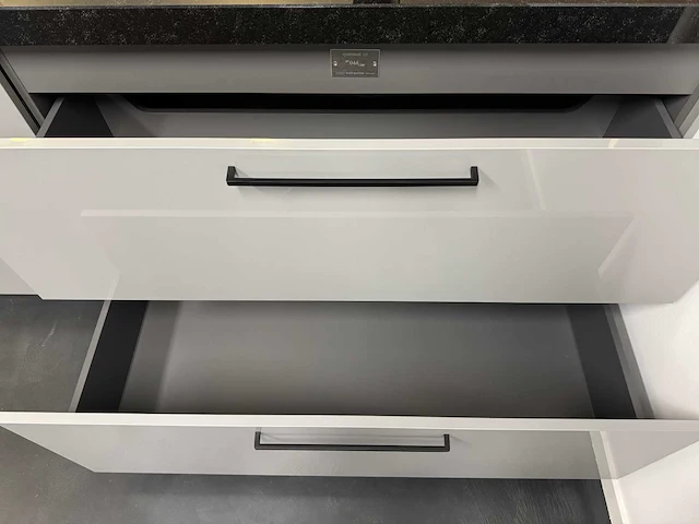 Häcker - showroomkeuken - afbeelding 32 van  43