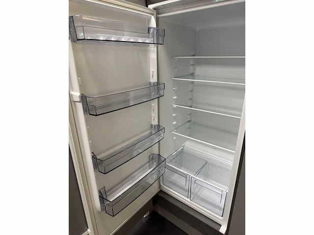 Häcker - showroomkeuken - afbeelding 3 van  43