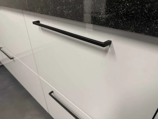 Häcker - showroomkeuken - afbeelding 42 van  43