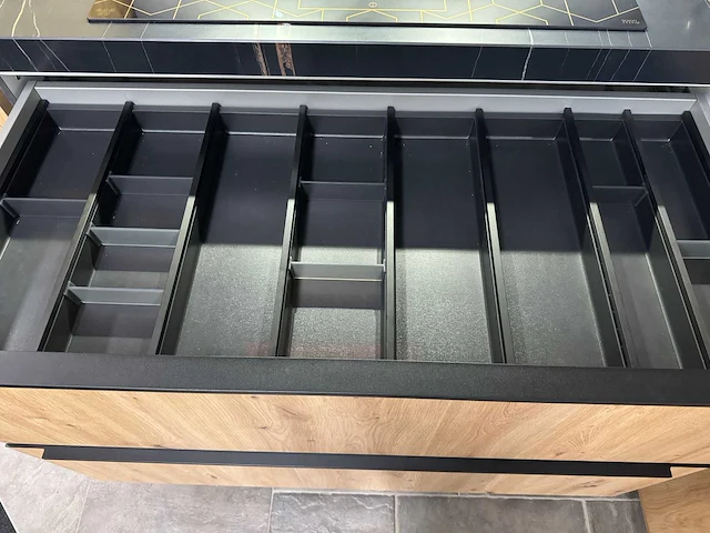 Häcker - showroomkeuken - afbeelding 17 van  36