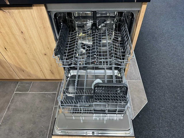 Häcker - showroomkeuken - afbeelding 24 van  36