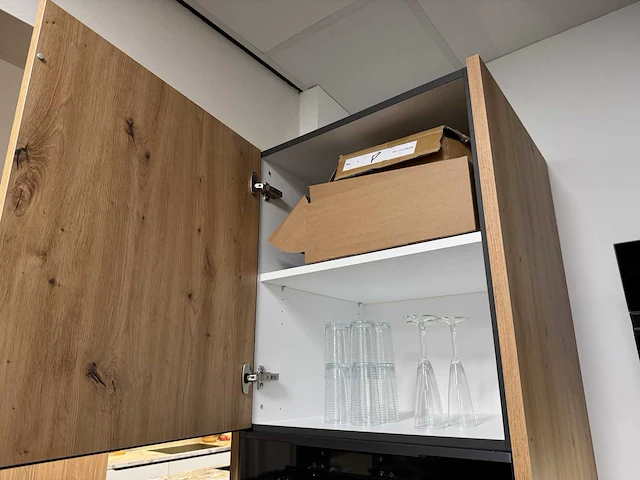 Häcker - showroomkeuken - afbeelding 2 van  36