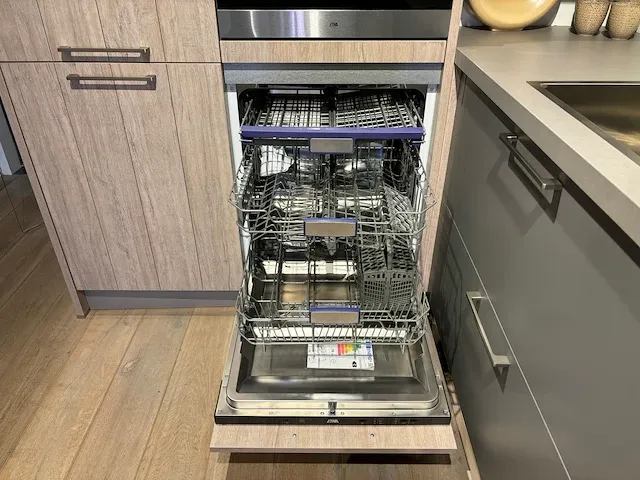 Hacker - showroomkeuken - afbeelding 15 van  31