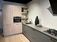 Hacker - showroomkeuken - afbeelding 23 van  31