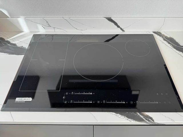 Häcker - showroomkeuken - afbeelding 16 van  32
