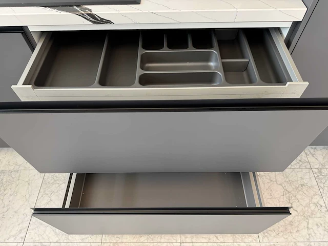 Häcker - showroomkeuken - afbeelding 18 van  32
