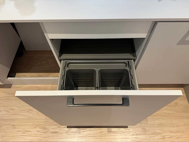 Häcker - showroomkeuken - afbeelding 3 van  36