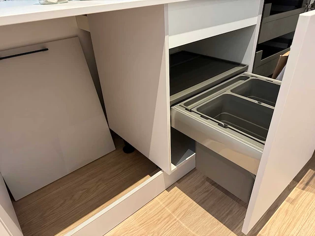Häcker - showroomkeuken - afbeelding 5 van  36