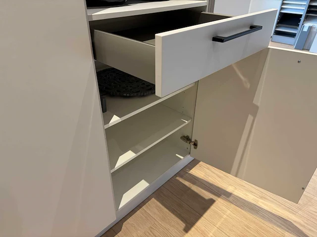 Häcker - showroomkeuken - afbeelding 21 van  36