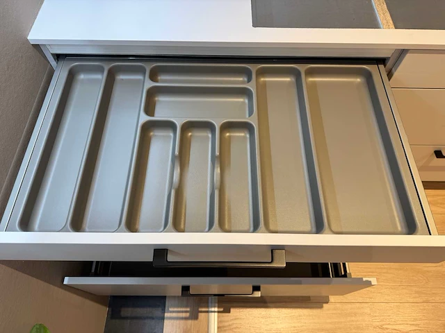 Häcker - showroomkeuken - afbeelding 34 van  36