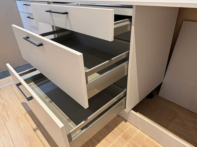 Häcker - showroomkeuken - afbeelding 36 van  36