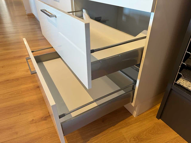 Häcker - showroomkeuken - afbeelding 26 van  46
