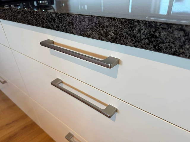 Häcker - showroomkeuken - afbeelding 35 van  46