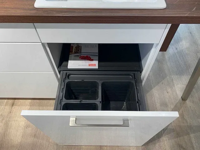 Häcker - systemat - showroomkeuken - afbeelding 11 van  46