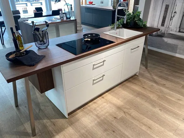 Häcker - systemat - showroomkeuken - afbeelding 5 van  46