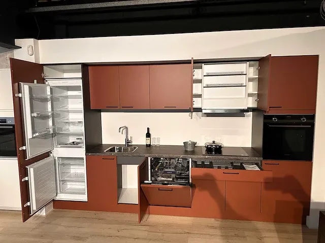 Hacker concept130 - scala amarant mat rechte keuken - afbeelding 22 van  28