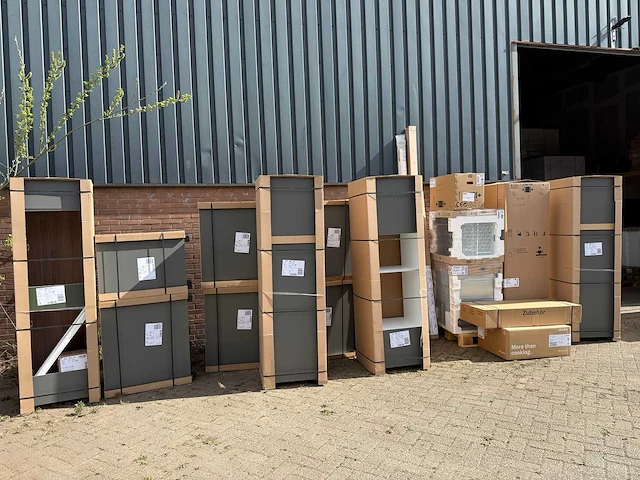 Häcker concept130 bali notenhout topsoft mat lak zwart - keukenopstelling - afbeelding 31 van  39