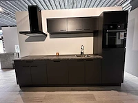 Häcker concept130 uno grafiet mat recht keuken - afbeelding 1 van  23