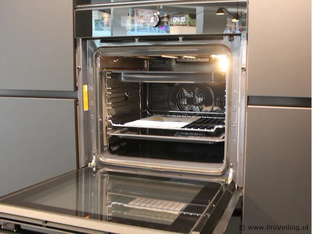 Häcker eilandkeuken met apparatenwand met apparatenwand en spoelwand - afbeelding 52 van  64