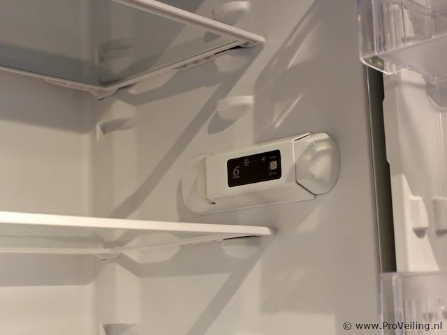 Häcker eilandkeuken met apparatenwand met apparatenwand en spoelwand - afbeelding 59 van  64