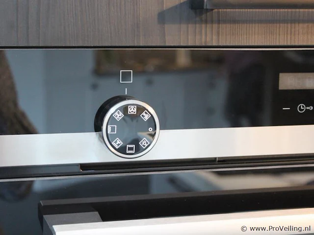 Häcker eilandkeuken met apparatenwand - afbeelding 25 van  34