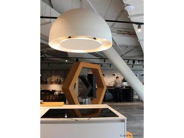 Häcker eilandkeuken met apparatenwand - afbeelding 8 van  41