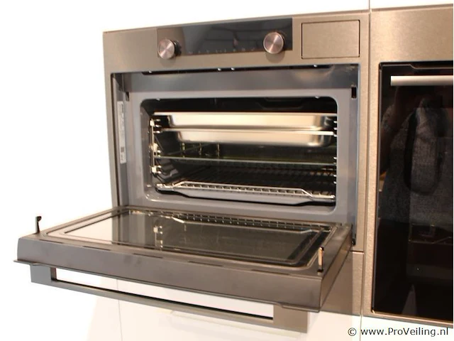 Häcker eilandkeuken met apparatenwand - afbeelding 20 van  41