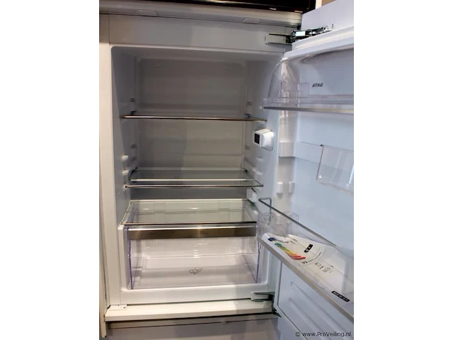 Häcker eilandkeuken met apparatenwand - afbeelding 24 van  41