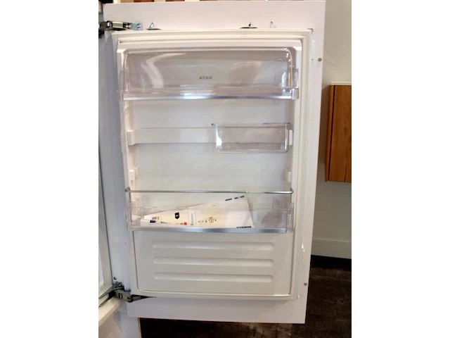 Häcker eilandkeuken met apparatenwand - afbeelding 25 van  41