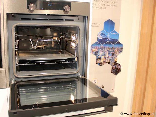 Häcker eilandkeuken met apparatenwand - afbeelding 27 van  41