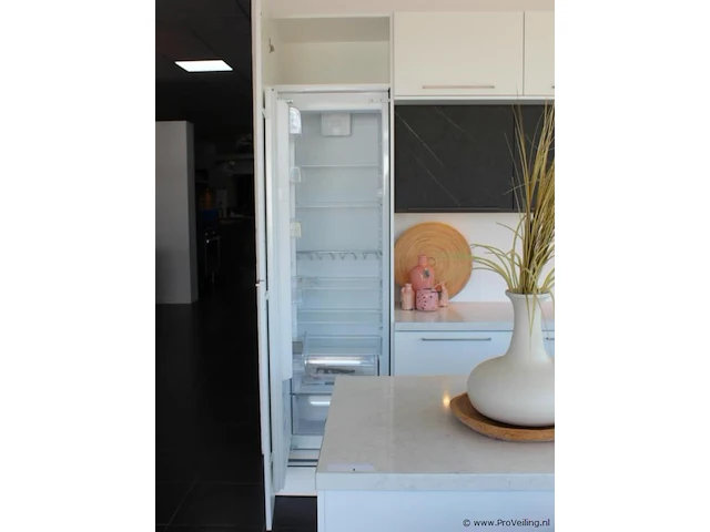 Häcker eilandkeuken met spoelwand - afbeelding 6 van  37