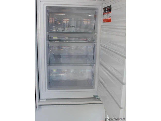 Häcker eilandkeuken met spoelwand - afbeelding 19 van  37