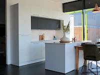 Häcker eilandkeuken met spoelwand - afbeelding 23 van  37