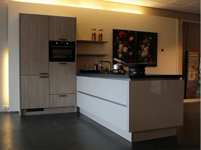 Häcker eilandkeuken - afbeelding 12 van  38