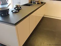 Häcker eilandkeuken - afbeelding 28 van  38