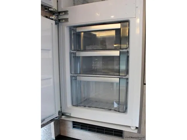 Häcker eilandkeuken - afbeelding 38 van  38