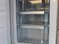 Häcker eilandkeuken - afbeelding 38 van  38