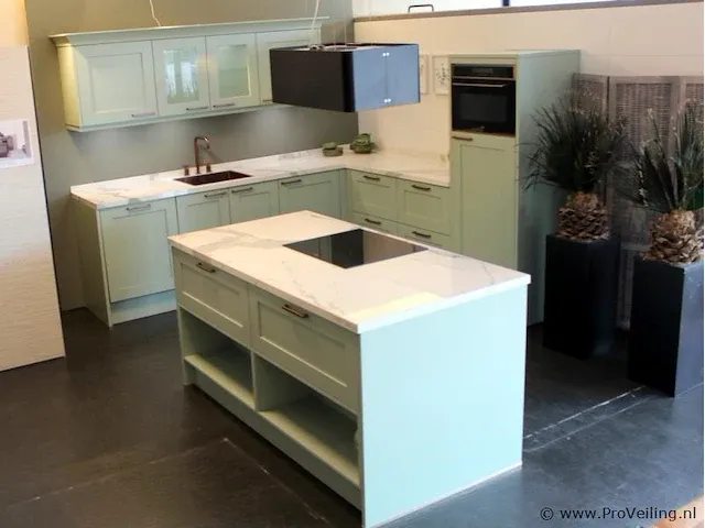 Häcker eilandkeuken - afbeelding 1 van  40