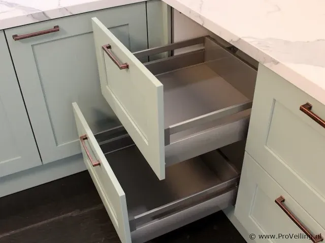Häcker eilandkeuken - afbeelding 20 van  40