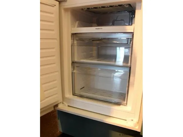 Häcker eilandkeuken - afbeelding 3 van  49