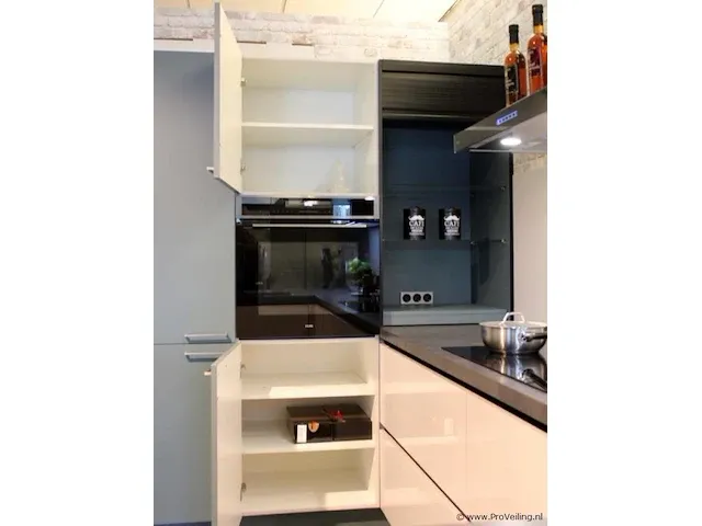 Häcker eilandkeuken - afbeelding 4 van  49