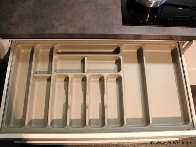 Häcker eilandkeuken - afbeelding 18 van  49