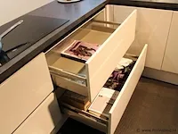 Häcker eilandkeuken - afbeelding 19 van  49