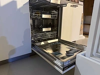 Häcker systemat - av 105 wit ultra mat - showroom - afbeelding 8 van  32