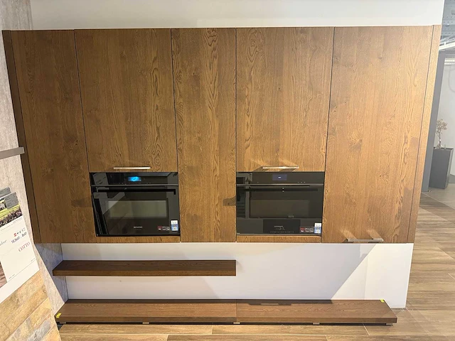 Häcker systemat - av 105 wit ultra mat - showroom - afbeelding 15 van  32