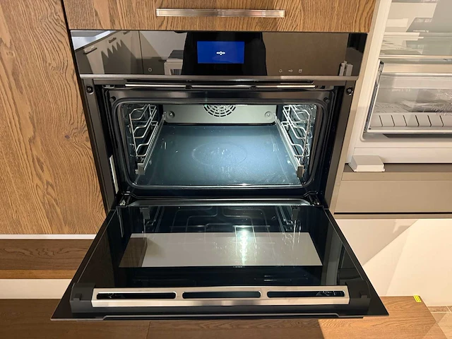 Häcker systemat - av 105 wit ultra mat - showroom - afbeelding 24 van  32
