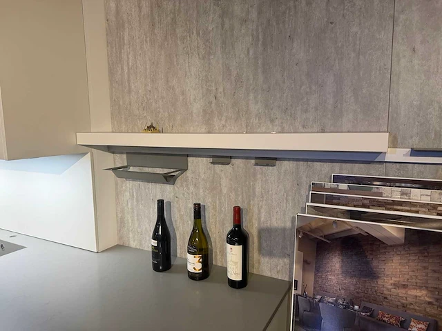Häcker systemat - av 105 wit ultra mat - showroom - afbeelding 28 van  32